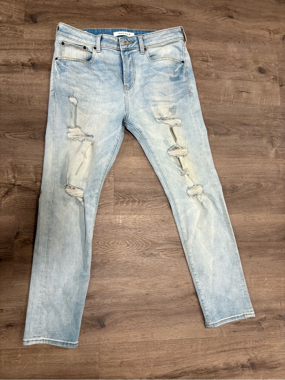 PacSun Light Wash Ripped Skinny Jeans